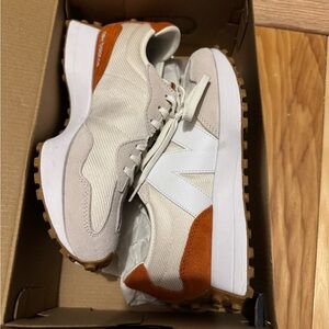 New Balance 327 - White and Brown - Size 8